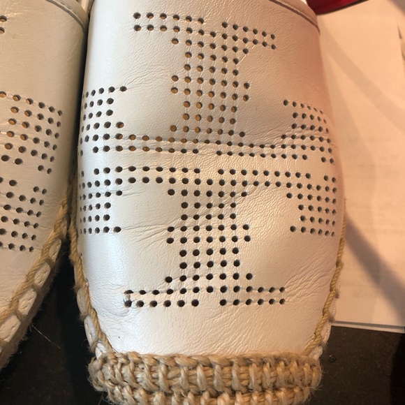 Tory Burch White Leather Espadrilles Size 7 - Picture 6 of 11